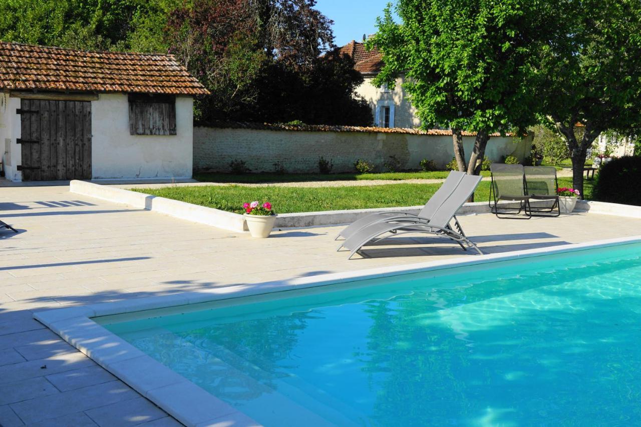Bed and Breakfast Le Chemin Challignac Exteriér fotografie