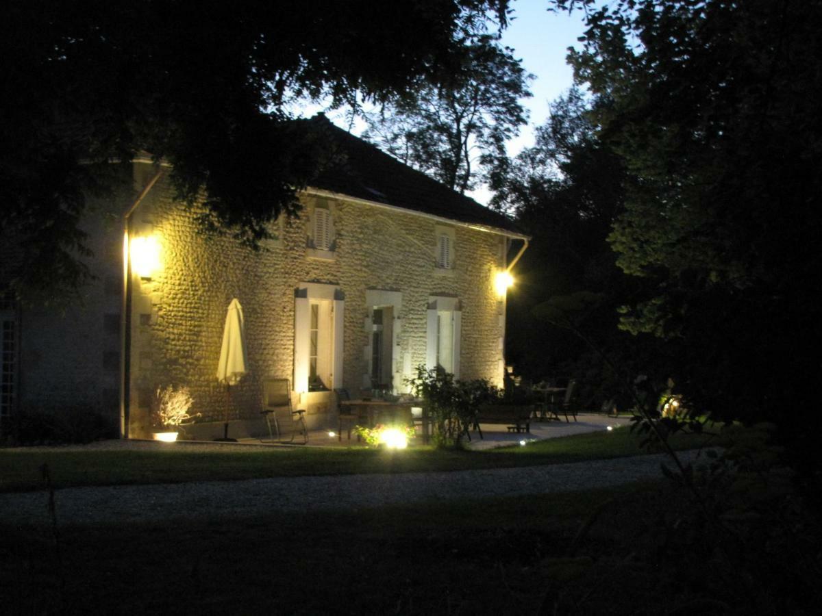 Bed and Breakfast Le Chemin Challignac Exteriér fotografie